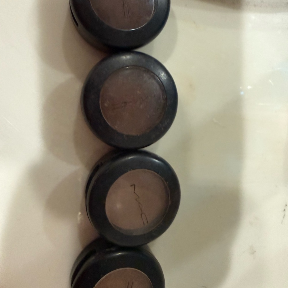 MAC Cosmetics Eyeshadow Collection - Rich Browns